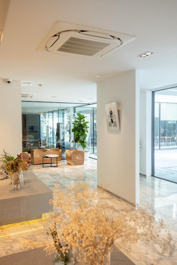 Reno Hotel Bangkok Dış mekan fotoğraf
